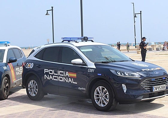 Un vehículo de la Policía Nacional en una imagen de archivo.