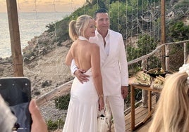 Pachi Viñoles y Amadeo Salvo, en la preboda este viernes en Ibiza.