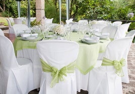 Una mesa de boda. Imagen de archivo.