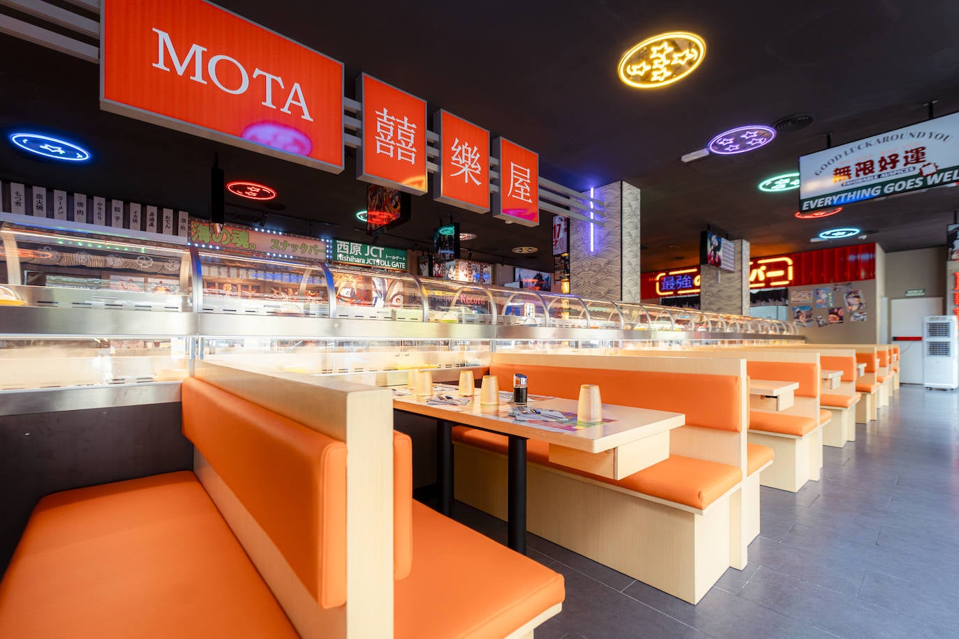 Así es Amazing Mota, el nuevo restaurante de moda en Valencia