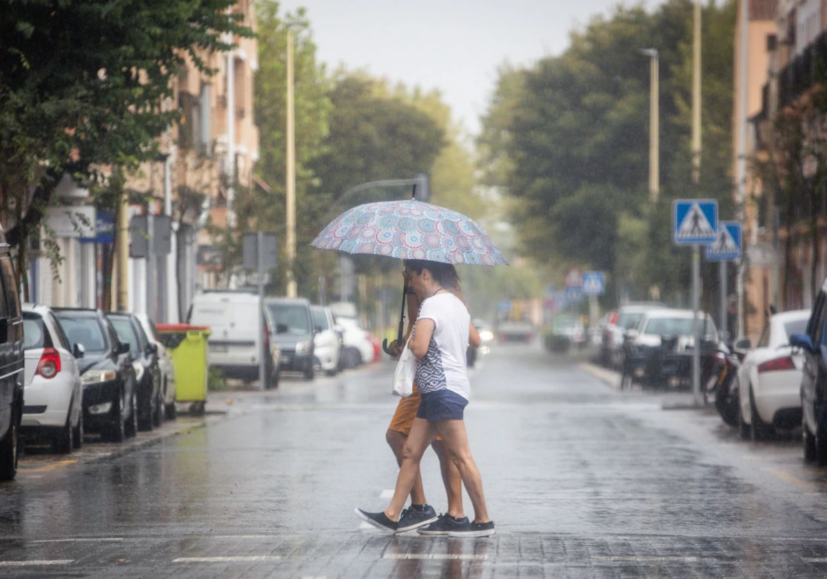 Las lluvias dejan esta madrugada más de 100 litros en Burriana y más de 60 en Valencia ciudad 