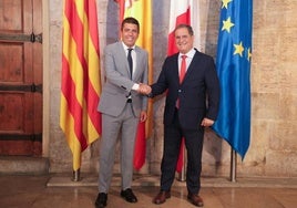 Carlos Mazón, este viernes con el embajador de Perú en España, Luis Iberico.