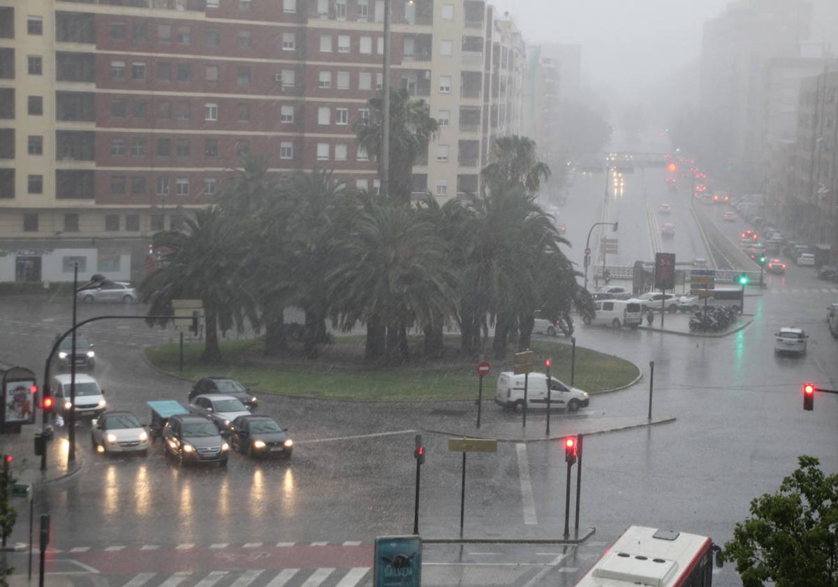 Día de mucha lluvia en la ciudad de Valencia.