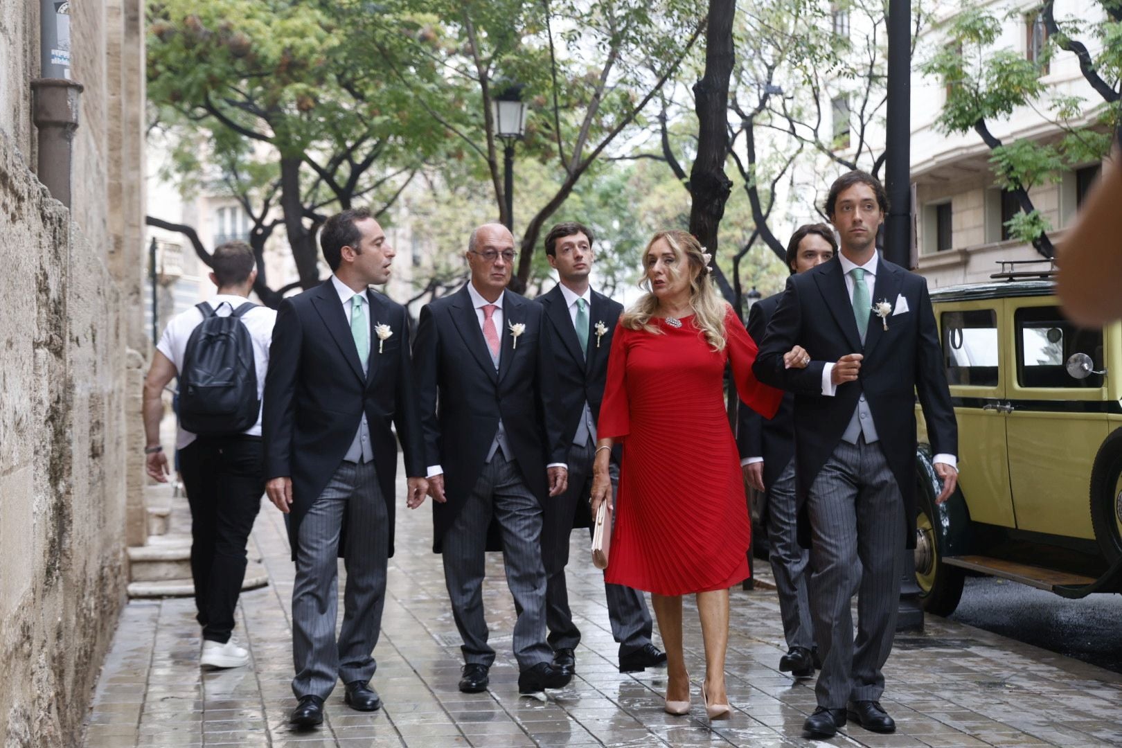 Todas las fotos de la boda de Isa Camps y Giovanni Bonavera