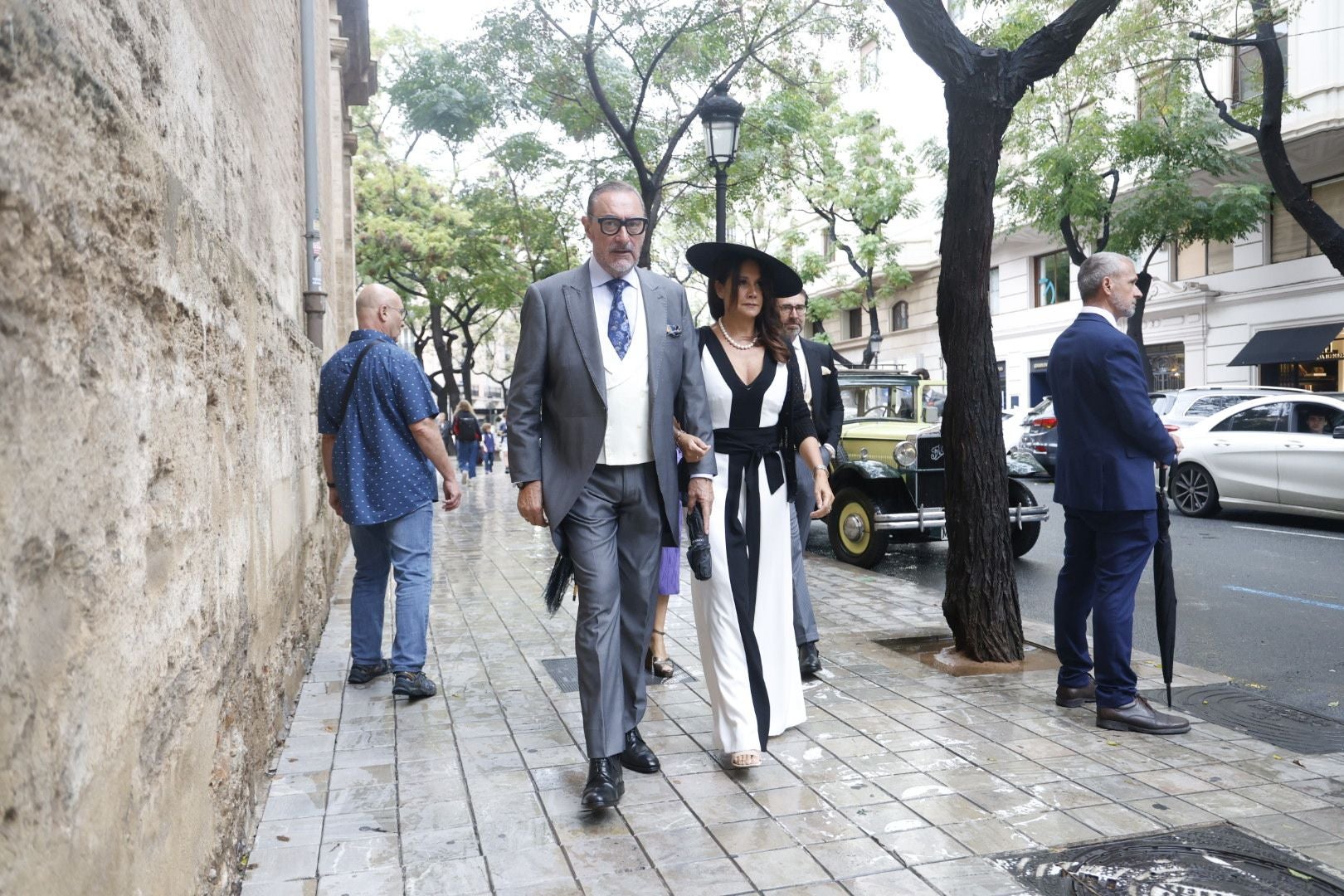 Todas las fotos de la boda de Isa Camps y Giovanni Bonavera