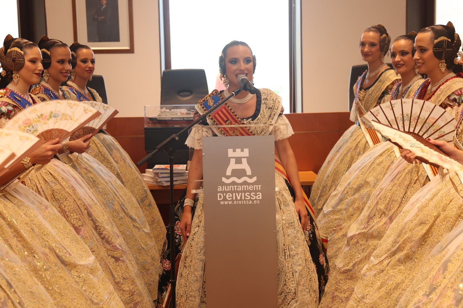 Las candidatas a Fallera Mayor de Valencia visitan Ibiza