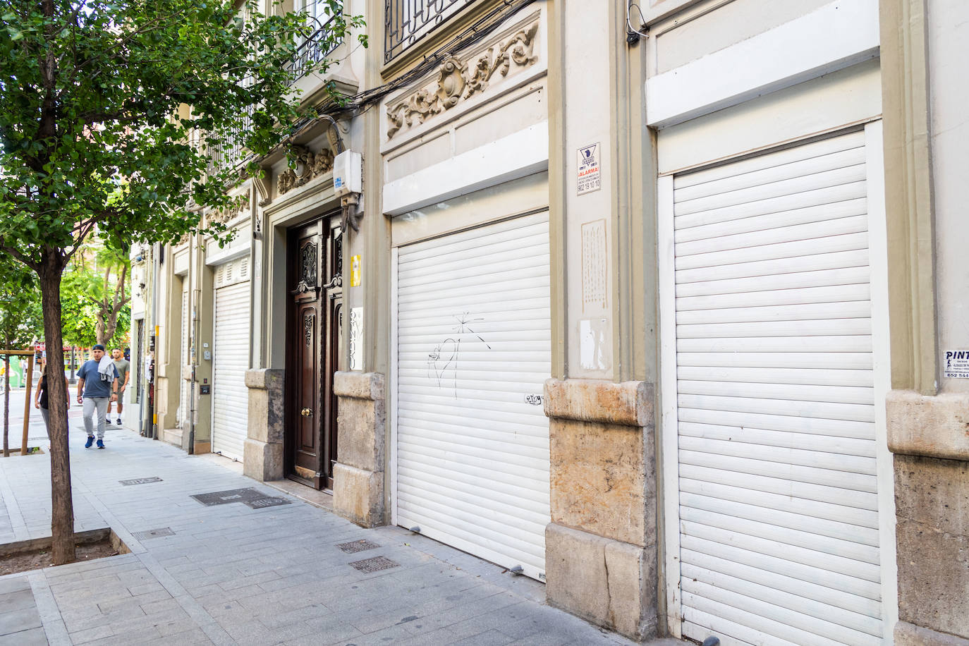 Valencia da luz verde a 25 nuevos hoteles frente a la avalancha de apartamentos