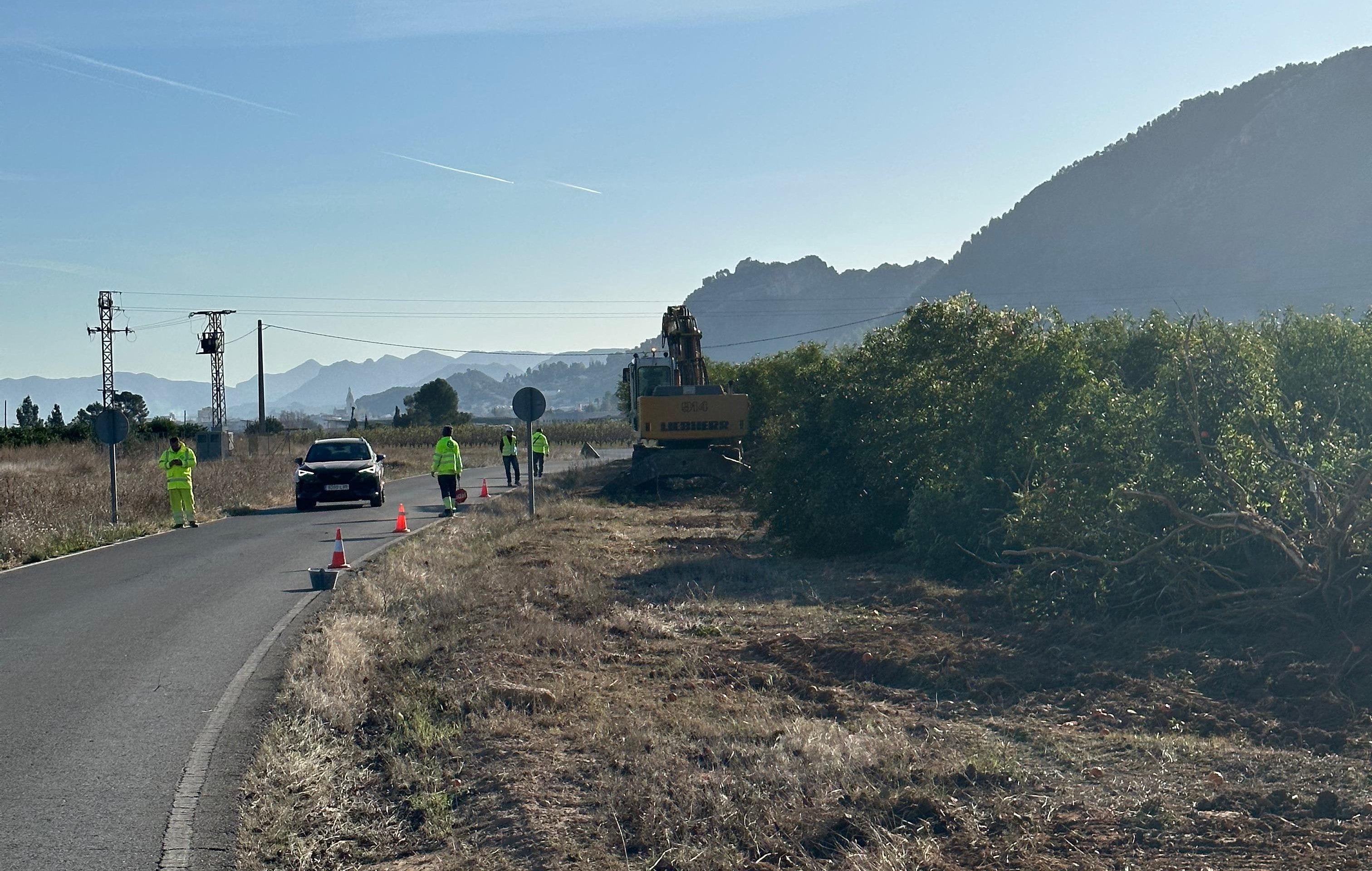 Obras en la CV-567.