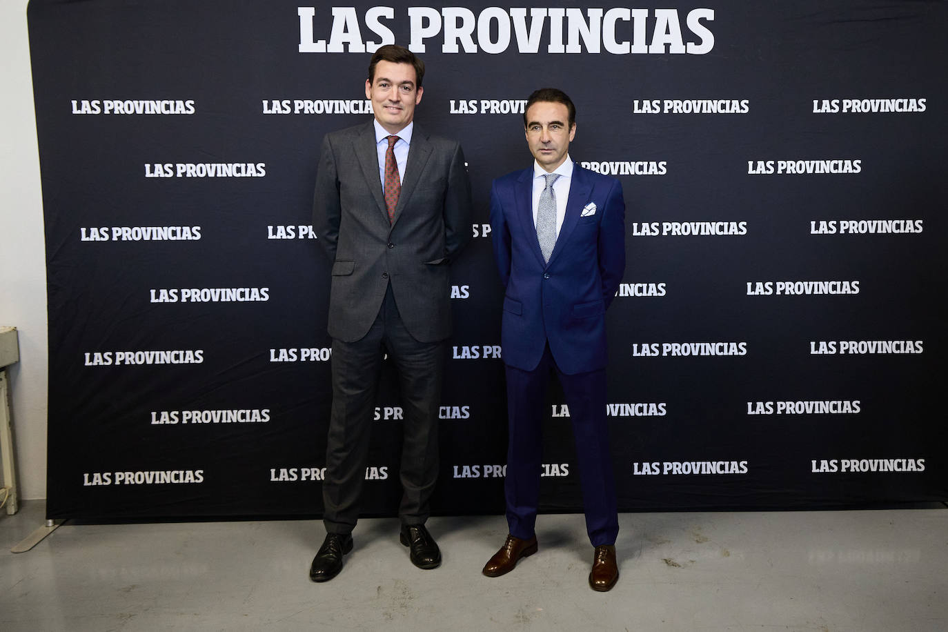 Amigos, familia y aficionados arropan a Enrique Ponce en LAS PROVINCIAS