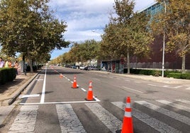 Obras de señalización de los nuevos aparcamientos en Tarongers.