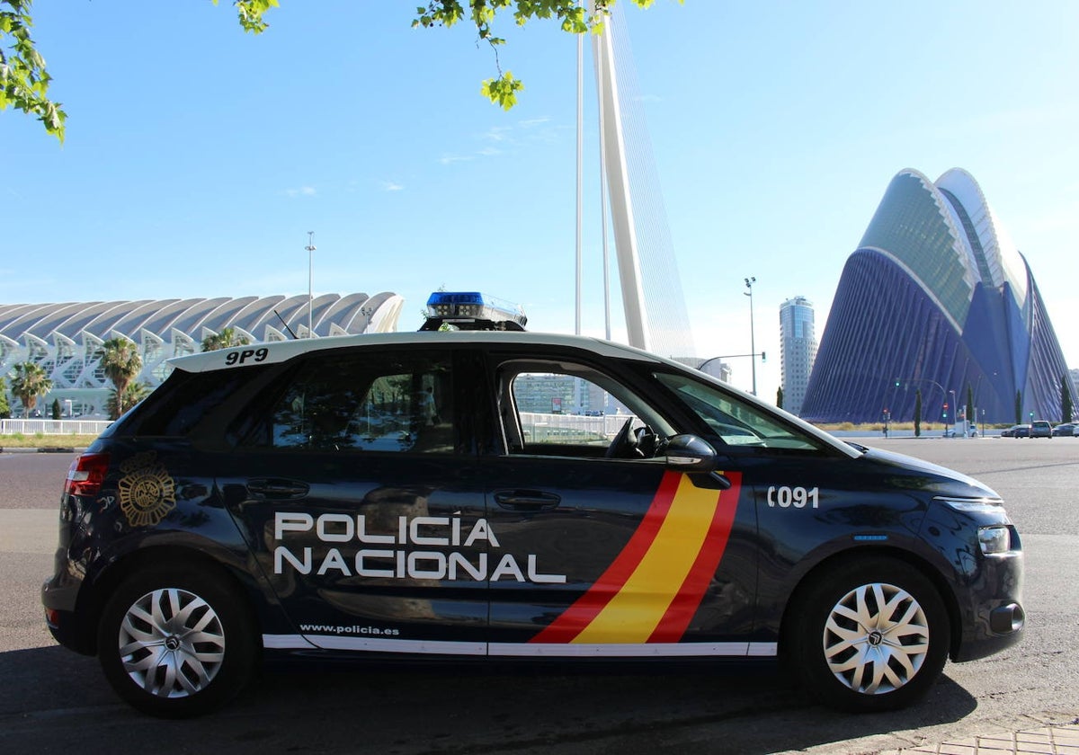 Un coche policial en una fotografía de recurso.