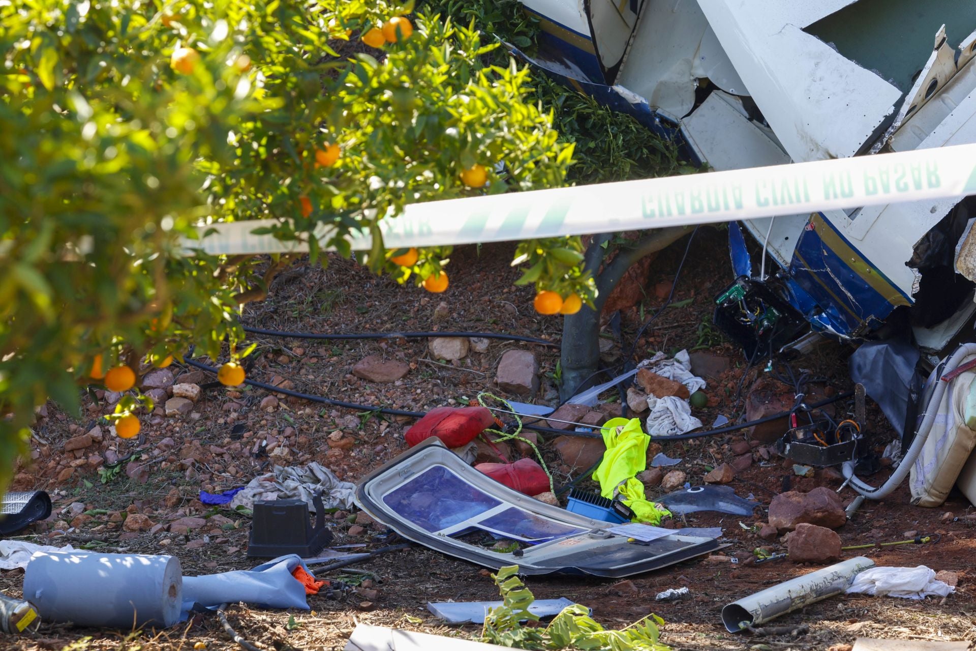 Tres muertos tras chocar un helicóptero con unos cables de alta tensión en el Monte Picayo