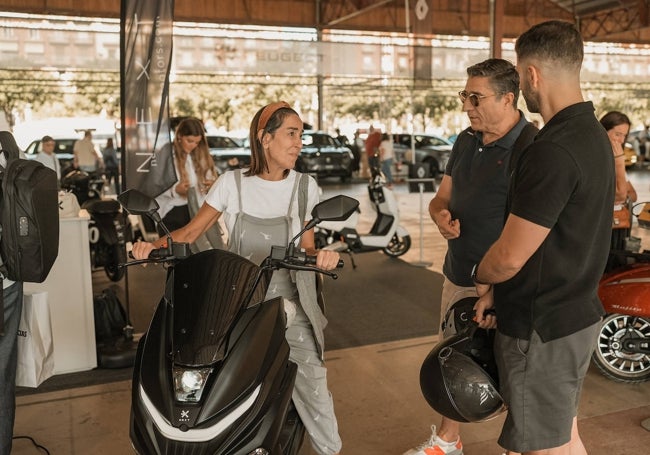 Las motos eléctricas también fueron protagonistas.