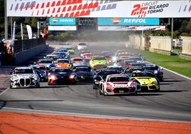 Salida del domingo del TCR Europe en el Ricardo Tormo.