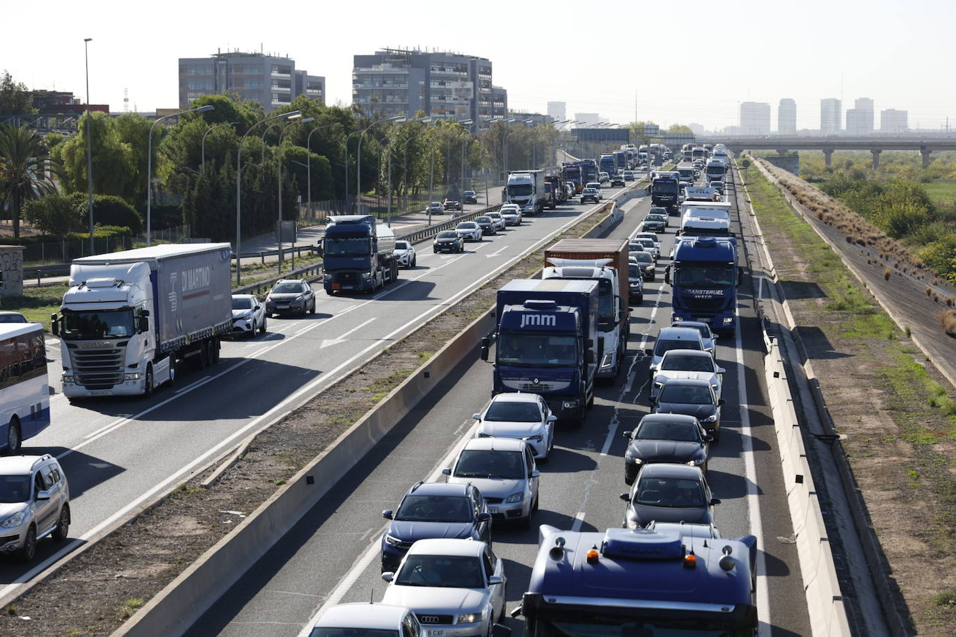 Fotos del atasco en las carreteras de Valencia