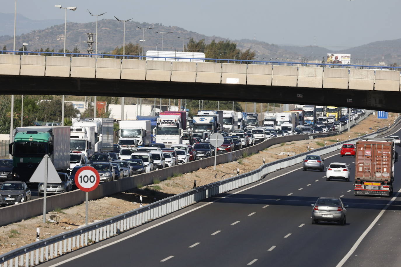 Fotos del atasco en las carreteras de Valencia