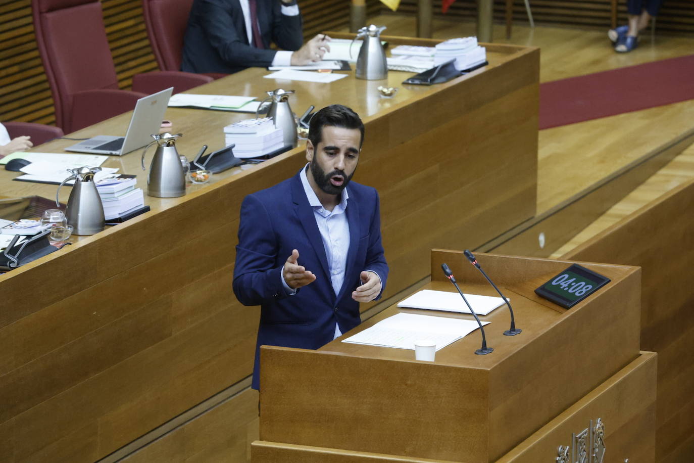 Fotos de la sesión de control a Mazón en Les Corts