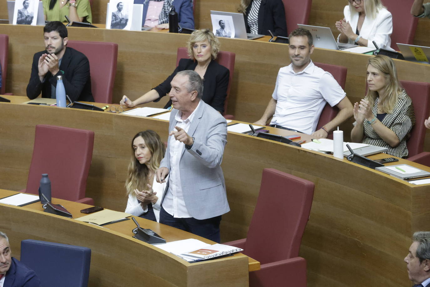 Fotos de la sesión de control a Mazón en Les Corts