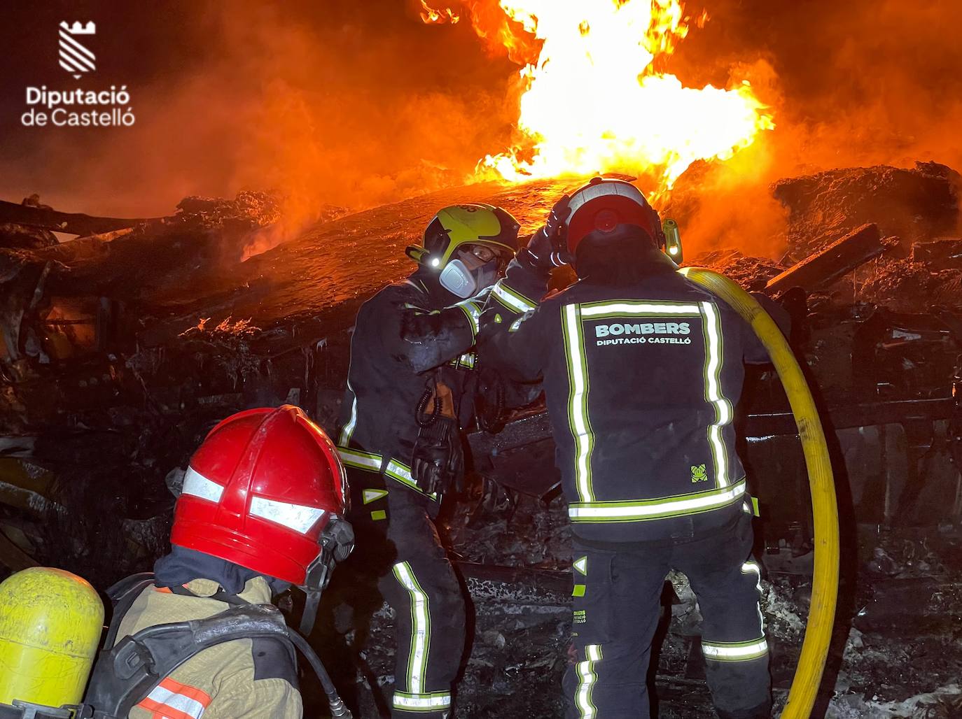 Fotos del accidente entre dos camiones en Benicàssim