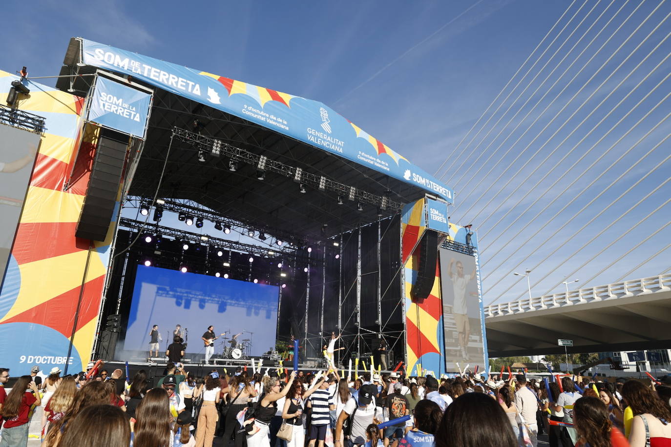 El festival &#039;Som de la terreta&#039; pone a bailar a la Ciudad de las Artes