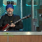 Grison se ausenta este lunes en 'La Revuelta' y Castella explica el motivo: «Nos lo ha prohibido RTVE»