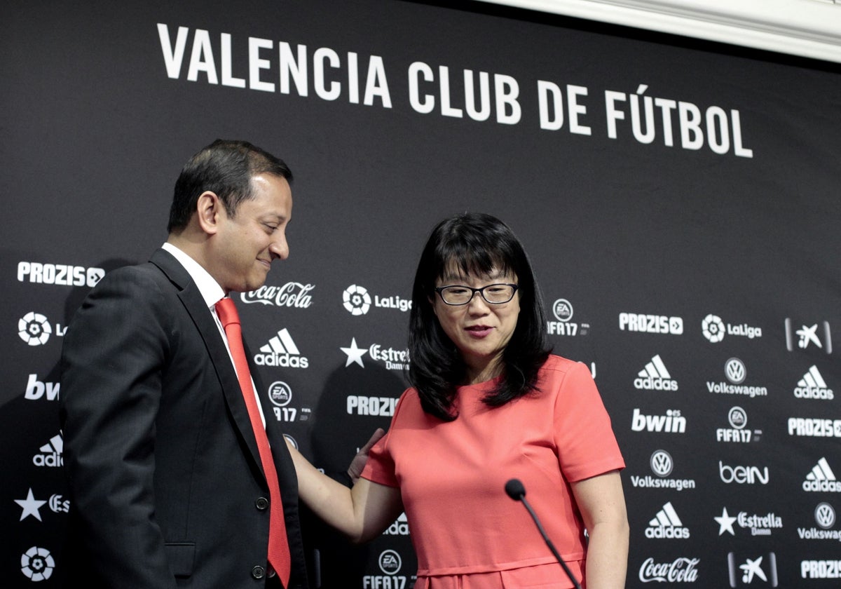 Anil Murthy y Layhoon Chan, los dos presidentes singapurenses que ha colocado Lim en el Valencia.