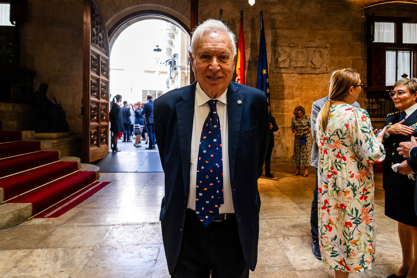 La sociedad valenciana acude a la recepción de la Generalitat por el 9 d&#039;Octubre