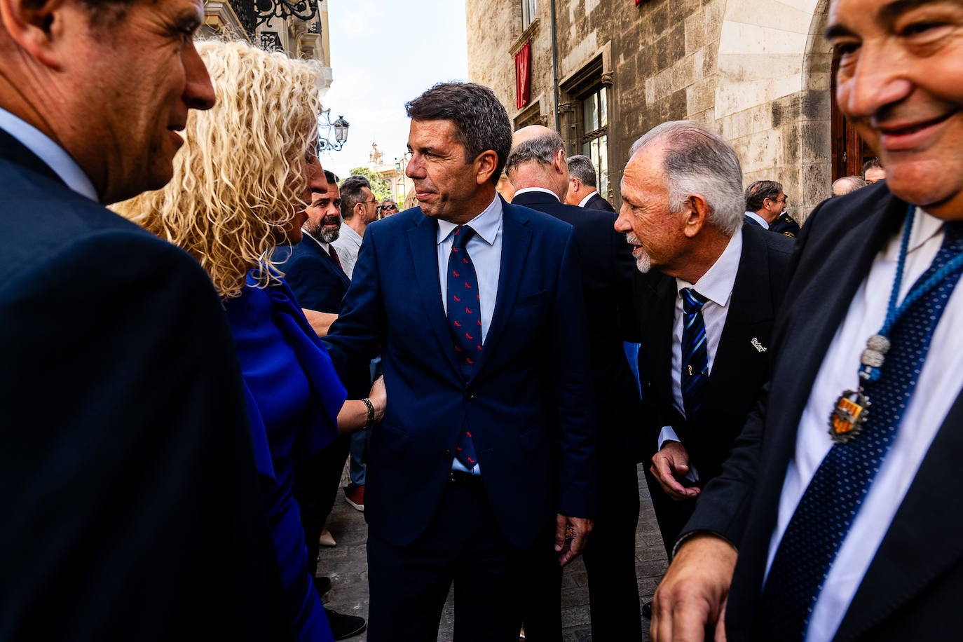 La sociedad valenciana acude a la recepción de la Generalitat por el 9 d&#039;Octubre