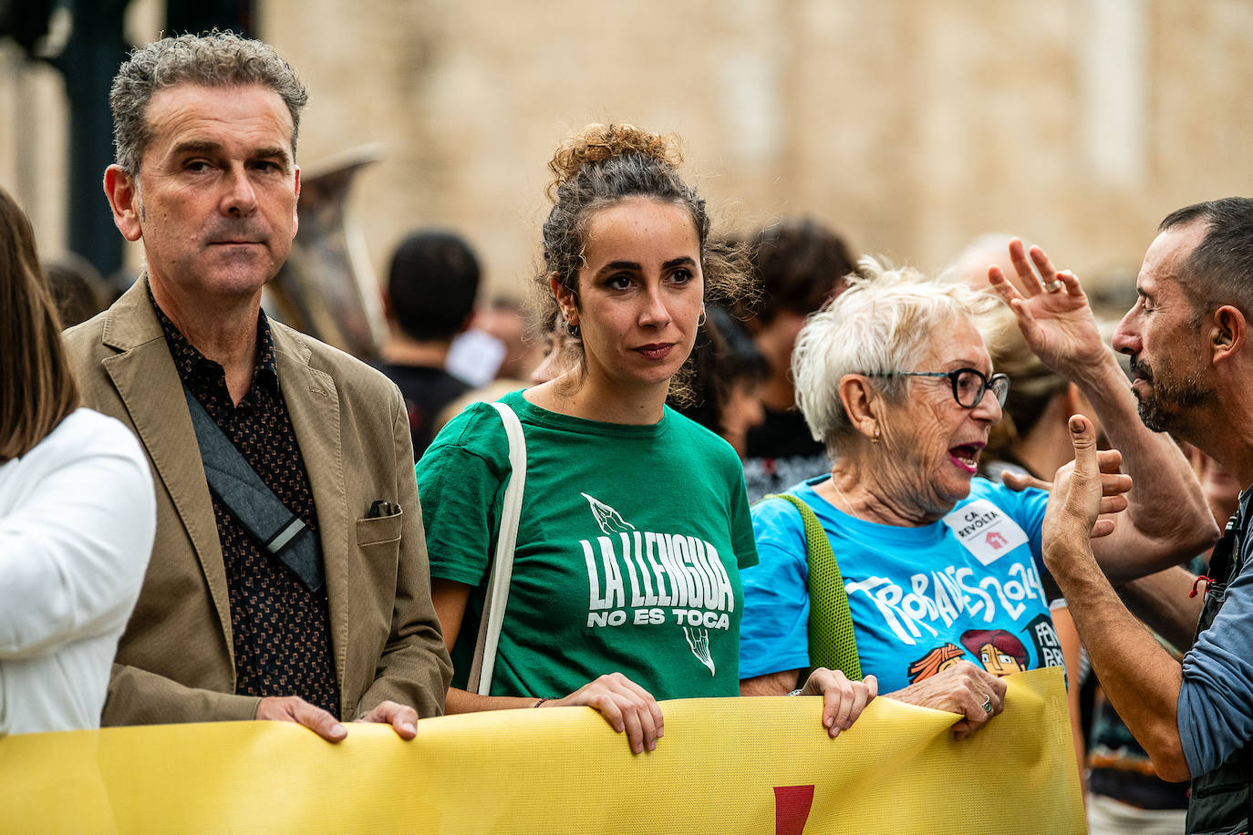 Fotos de la manifestación nacionalista en Valencia con el respaldo de Lluís Llach