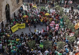 Concentración en la huelga de mayo, en la que también se criticó el cambio de plantillas.