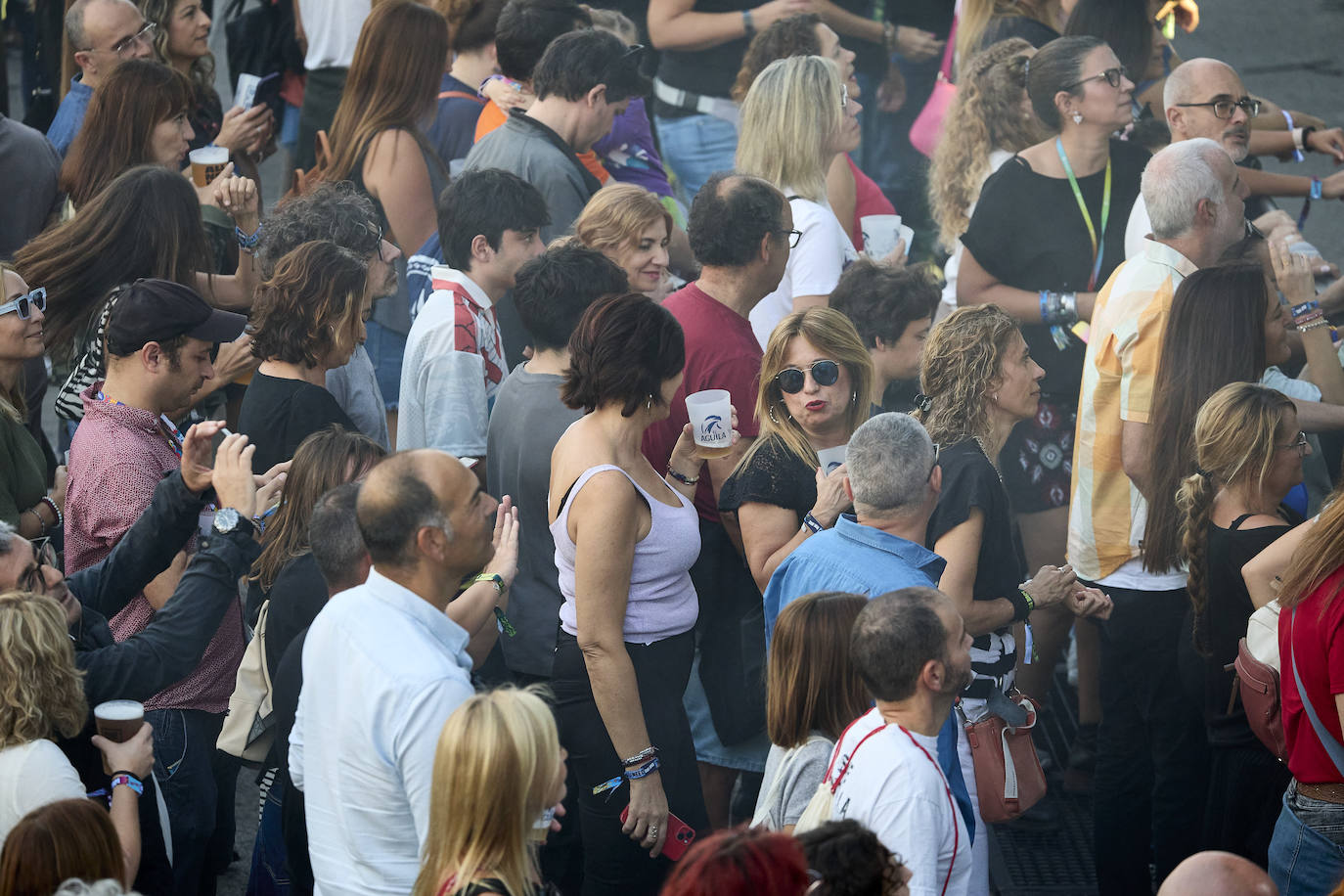 El festival Love to Rock llena de música La Marina