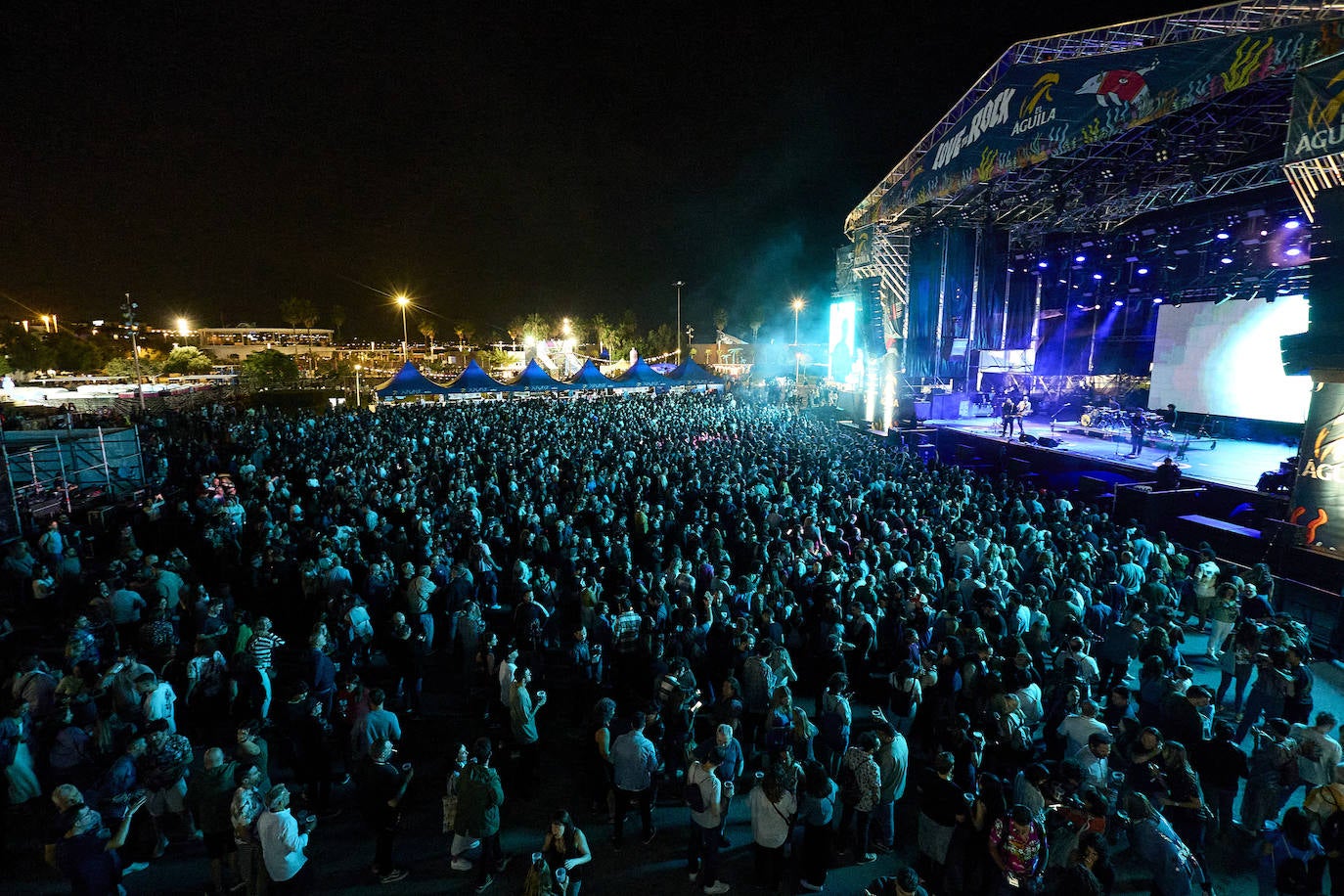 El festival Love to Rock llena de música La Marina