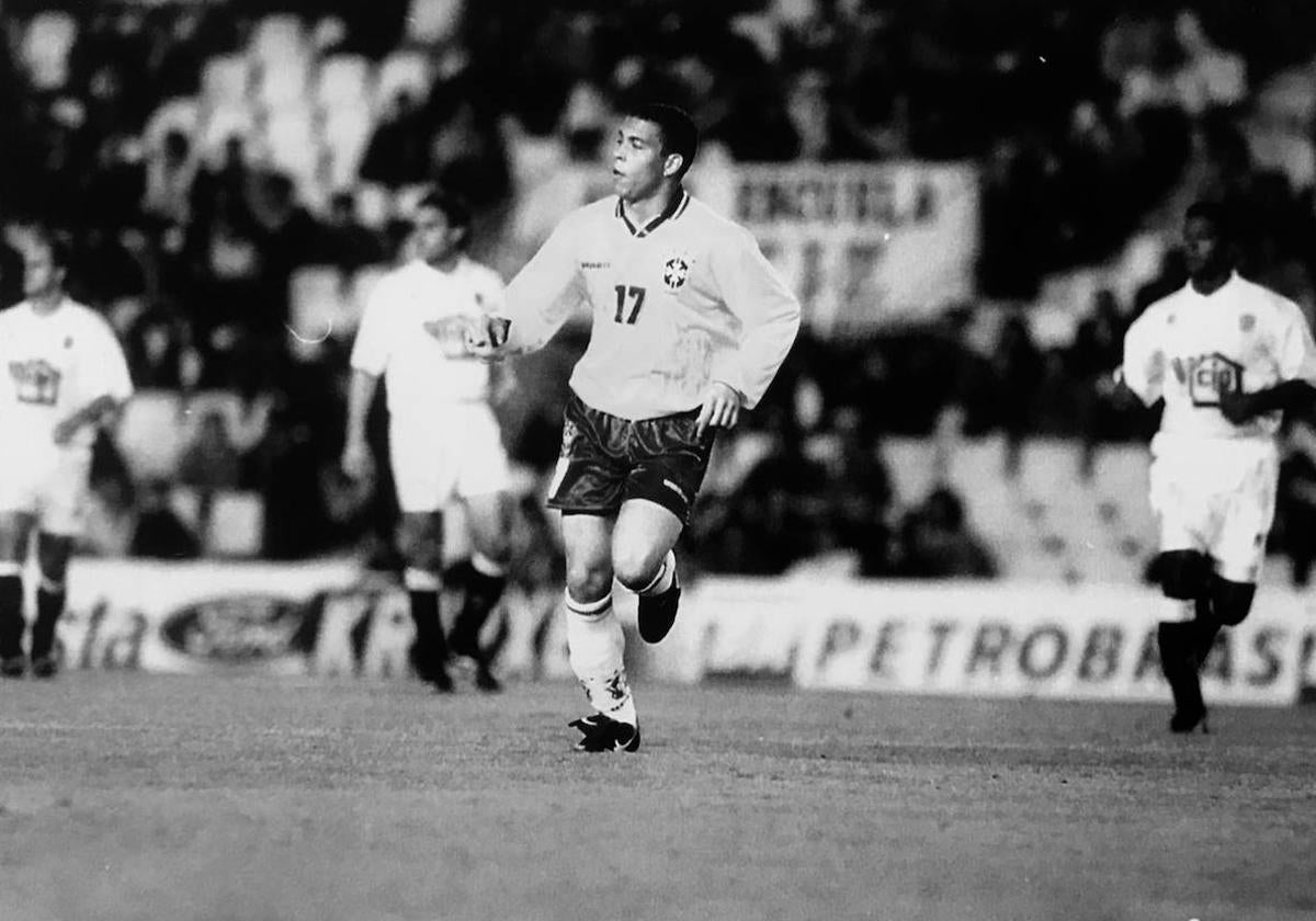 Ronaldo Nazario, en Mestalla, en el amistoso de 1995.