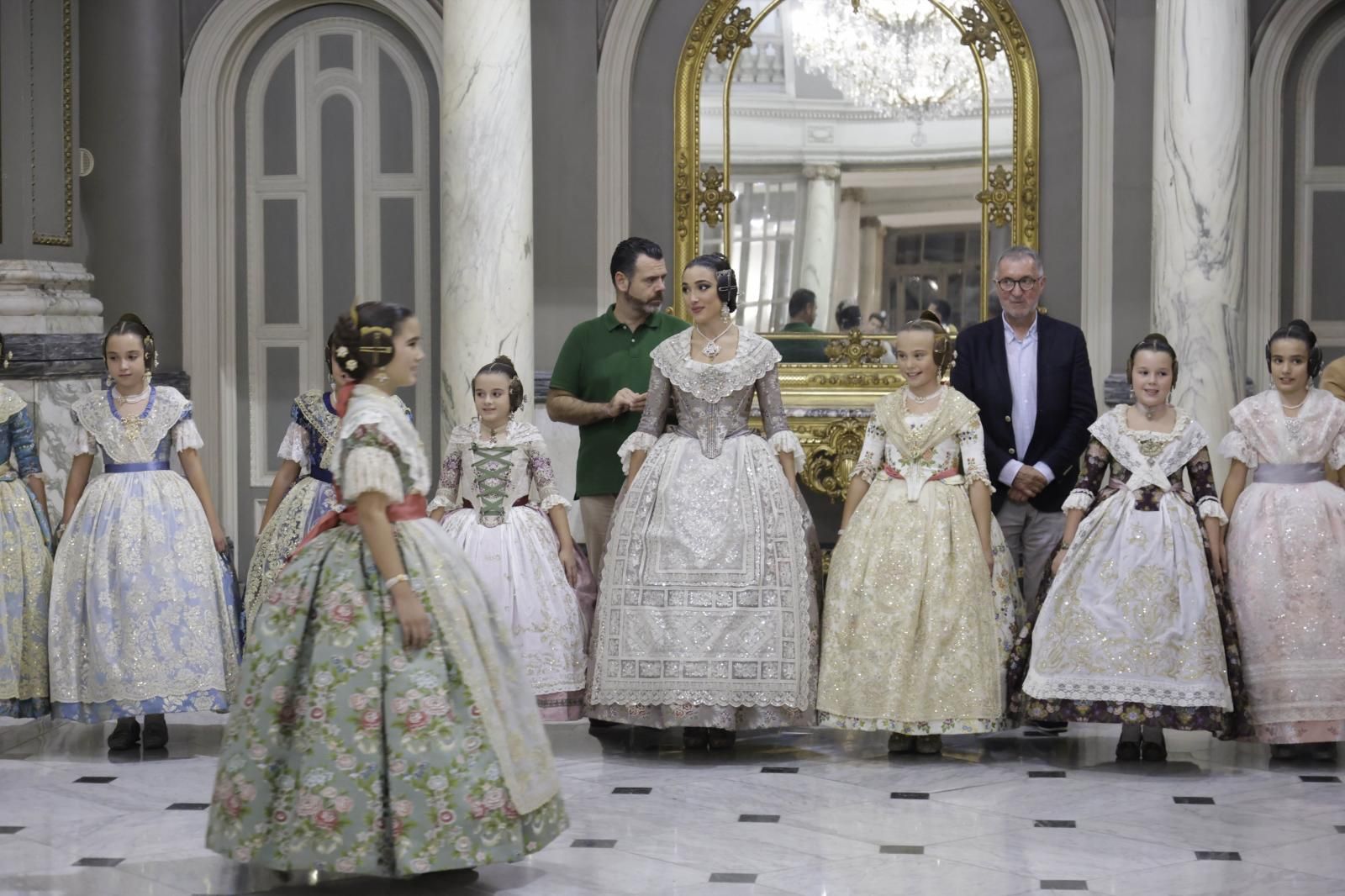 Así ha sido el ensayo de la proclamación de las candidatas a falleras mayores de 2025