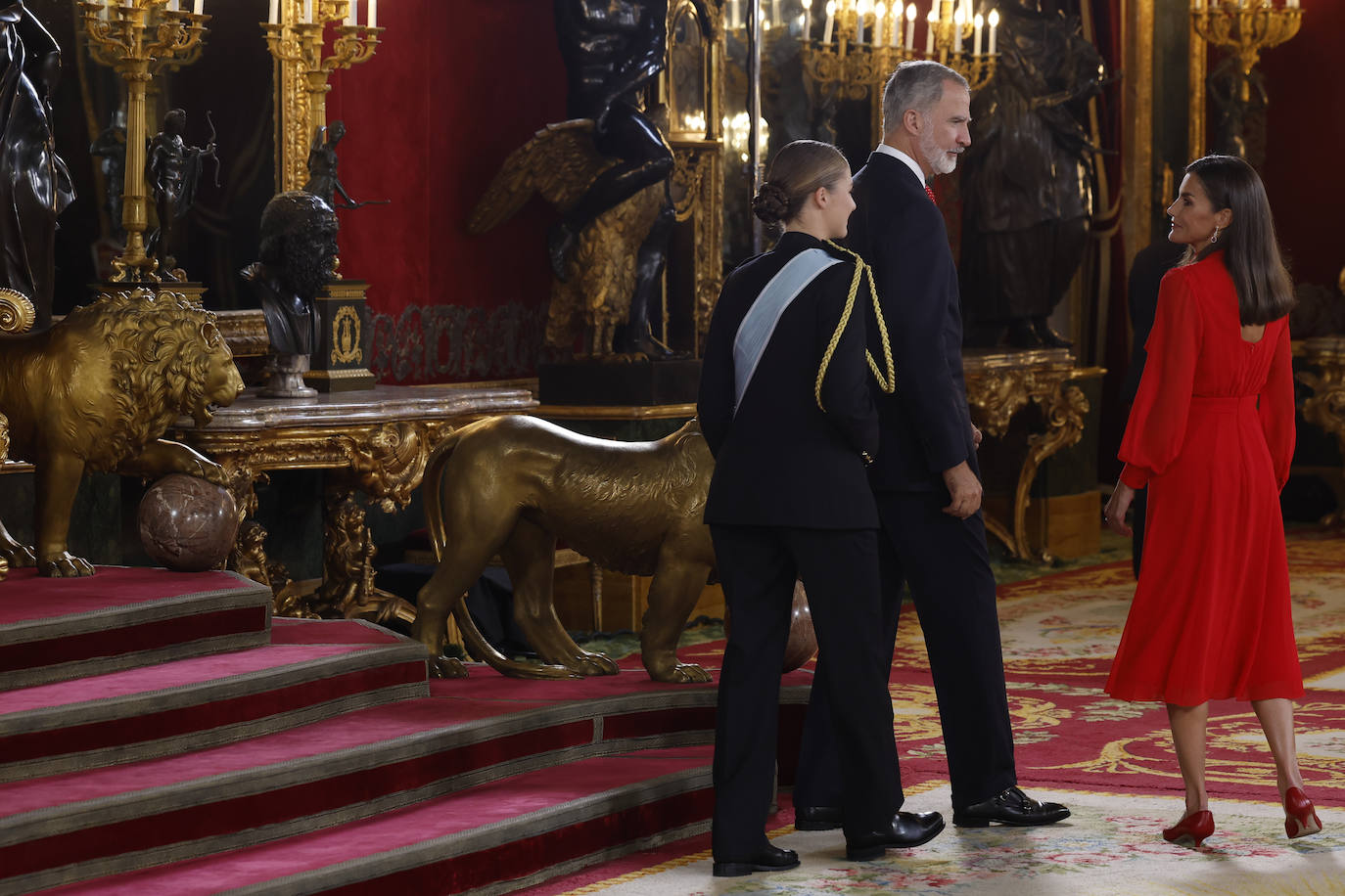 Fotos de la recepción de los reyes de España con motivo del Día de la Fiesta Nacional