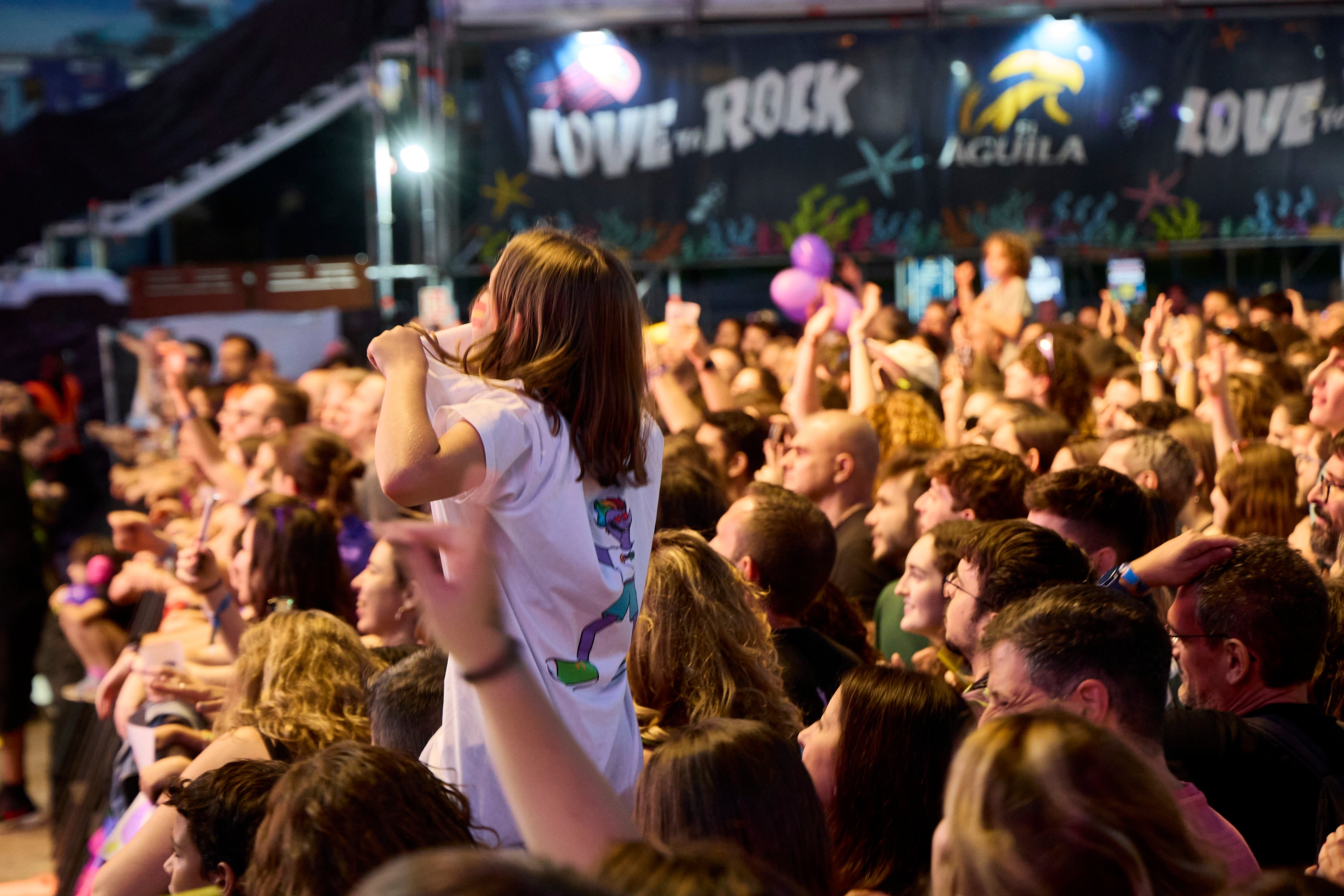 El Love to Rock multiplica el público en la segunda sesión en la Marina de Valencia