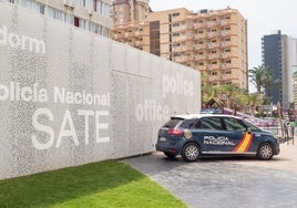 Un coche patrulla de la Policía Nacional de Benidorm.