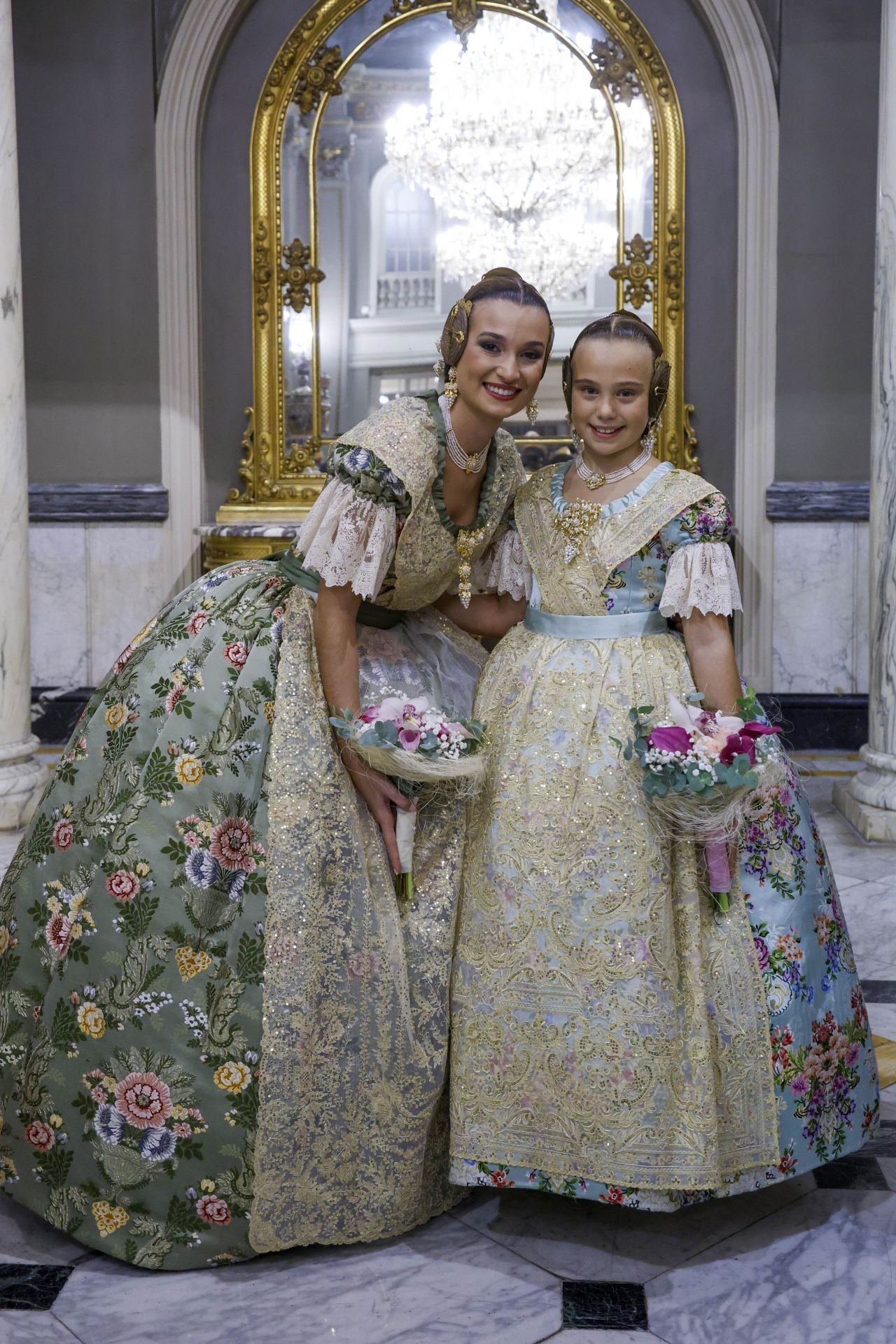 Las mejores imágenes de la proclamación de las falleras mayores de Valencia 2025