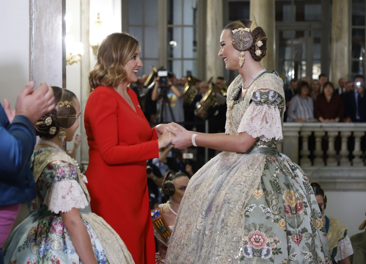 Las mejores imágenes de la proclamación de las falleras mayores de Valencia 2025