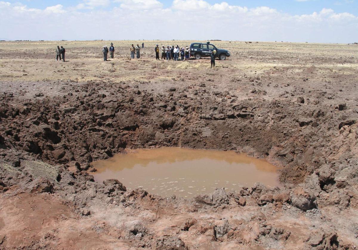 Imagen del cráter que un meteorito dejó en Perú en 2007.