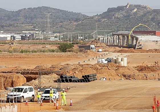 Las obras de la gigafactoría el pasado julio.