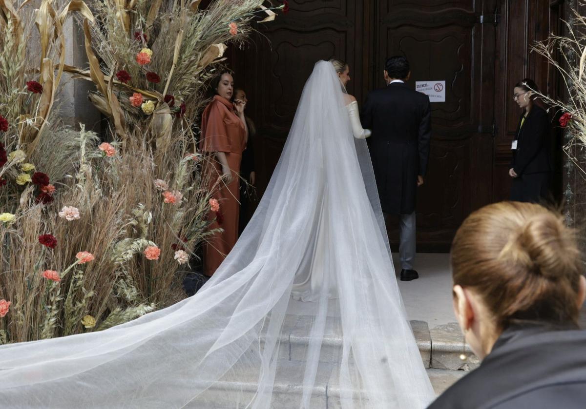 Así ha sido la boda de Carmen Sancho, fallera mayor de Valencia en 2014