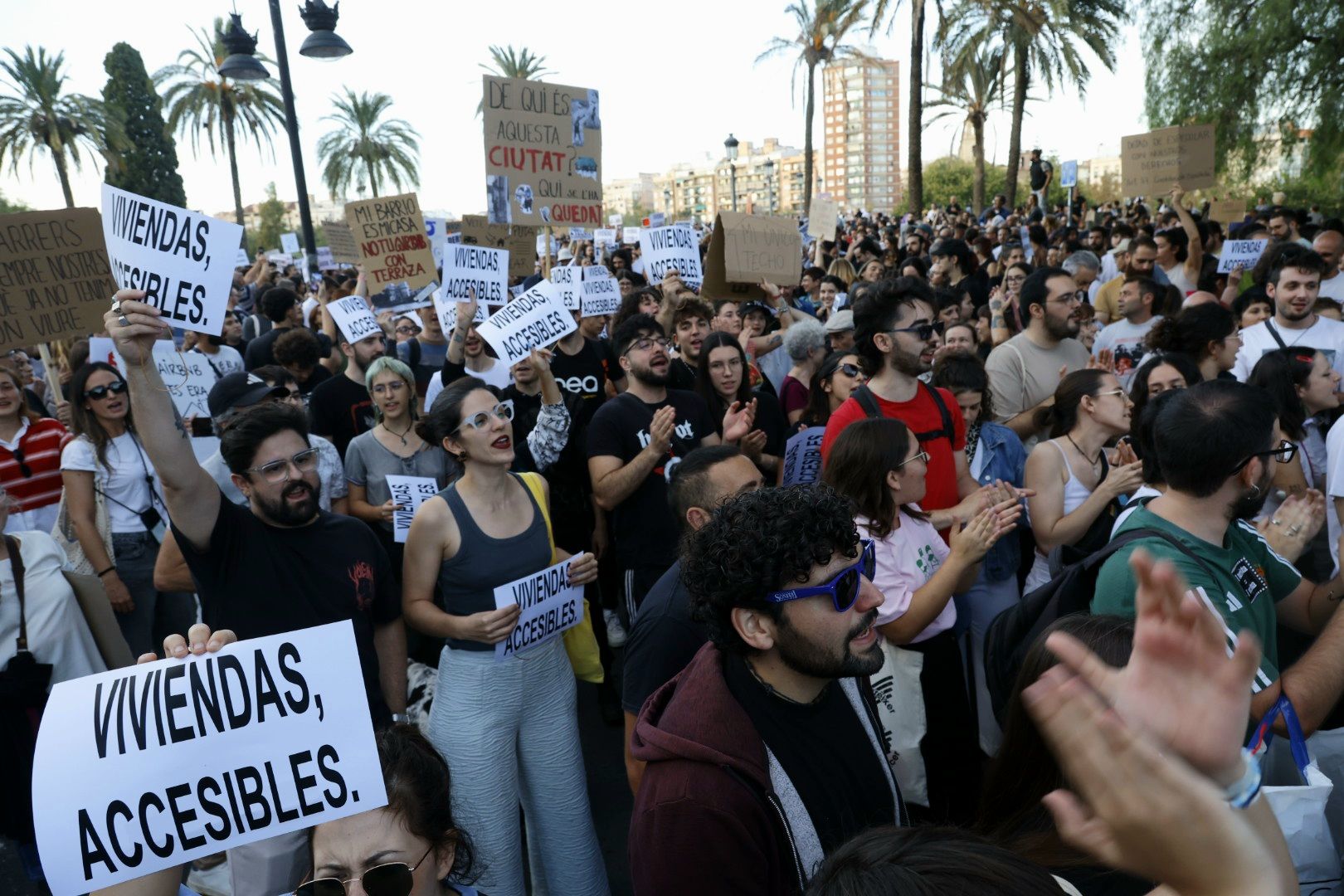 Manifestación en Valencia para protestar contra la crisis de la vivienda