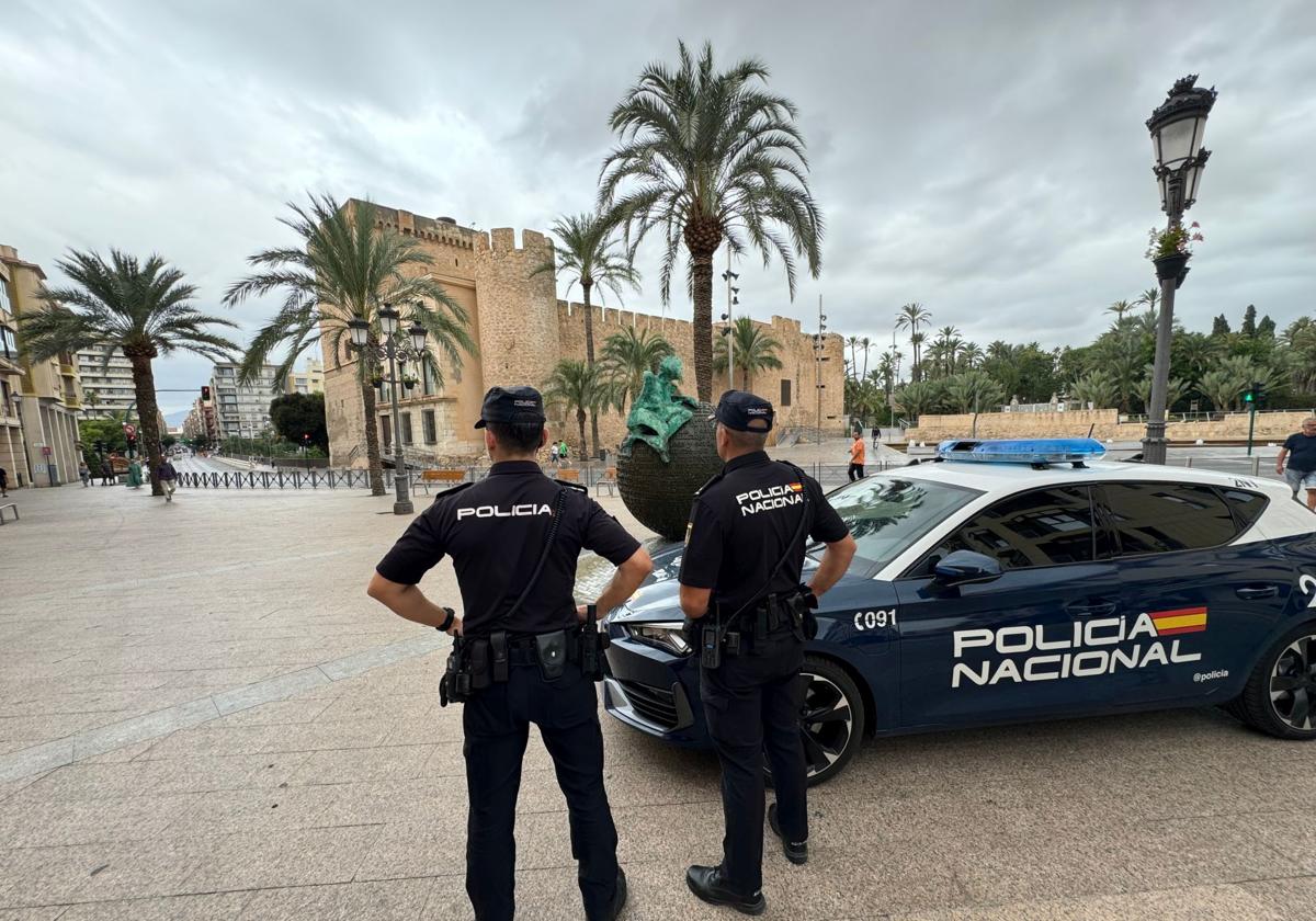 Agentes de la Policía Nacional.