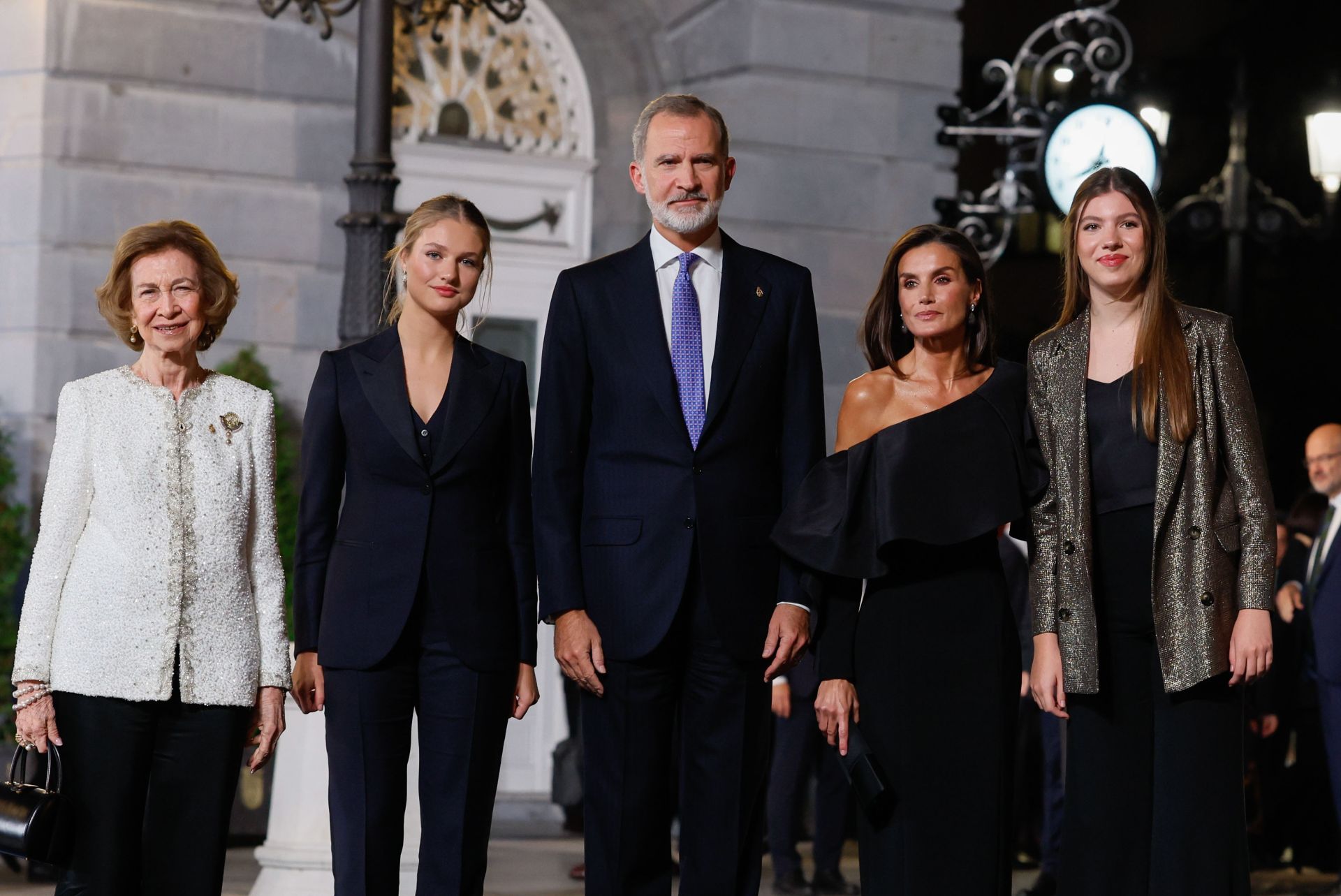 Las mejores fotografías de Leonor, protagonista de los Premios Princesa de Asturias 2024