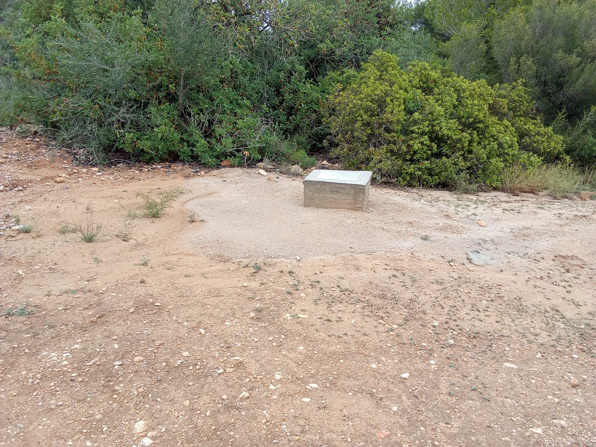 Pozo en la urbanización situada en Alfarb.