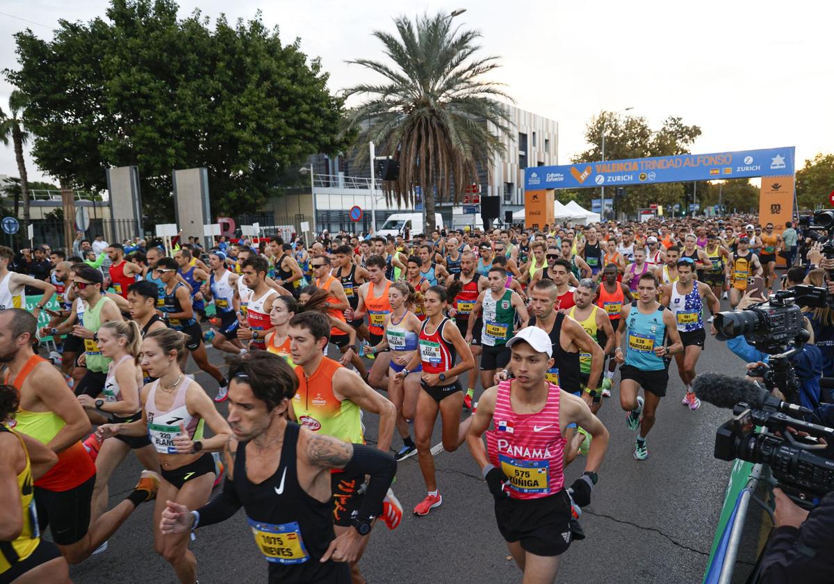 Salida del Medio Maratón de Valencia 2023.