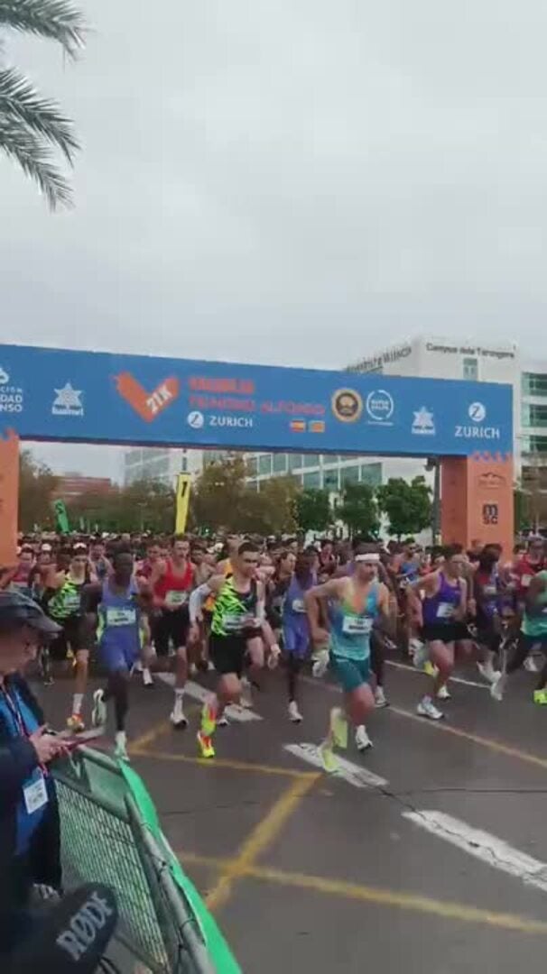 Así ha sido la salida de la Medio Maratón Valencia 2024