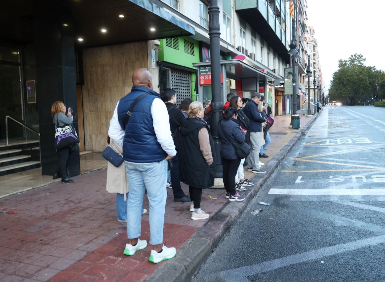 FOTOS | Huelga de conductores de EMT y Metrobús en Valencia