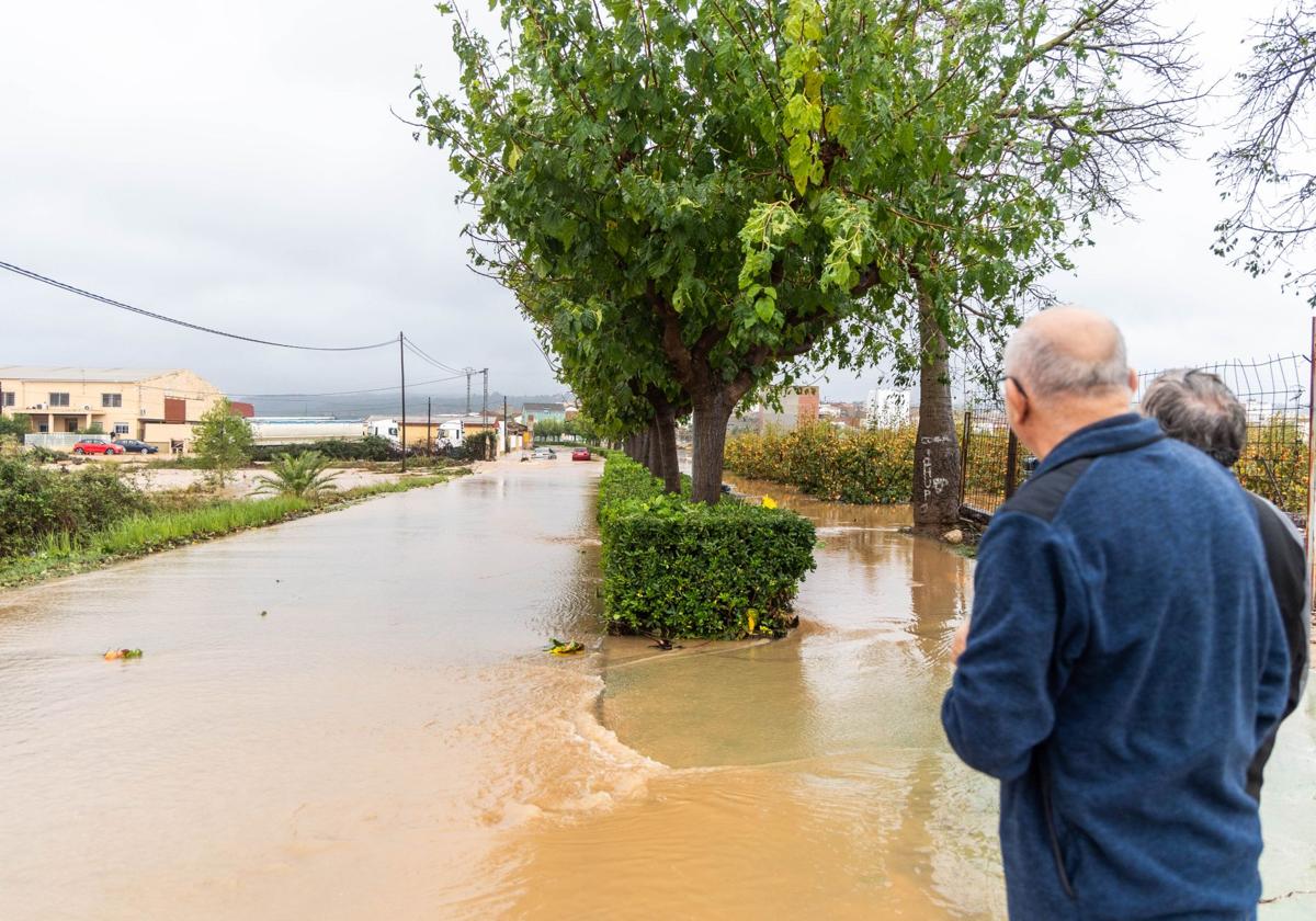 Las DANA arrasa en la Comunitat dejando pueblos incomunicados y rescates de vehículos